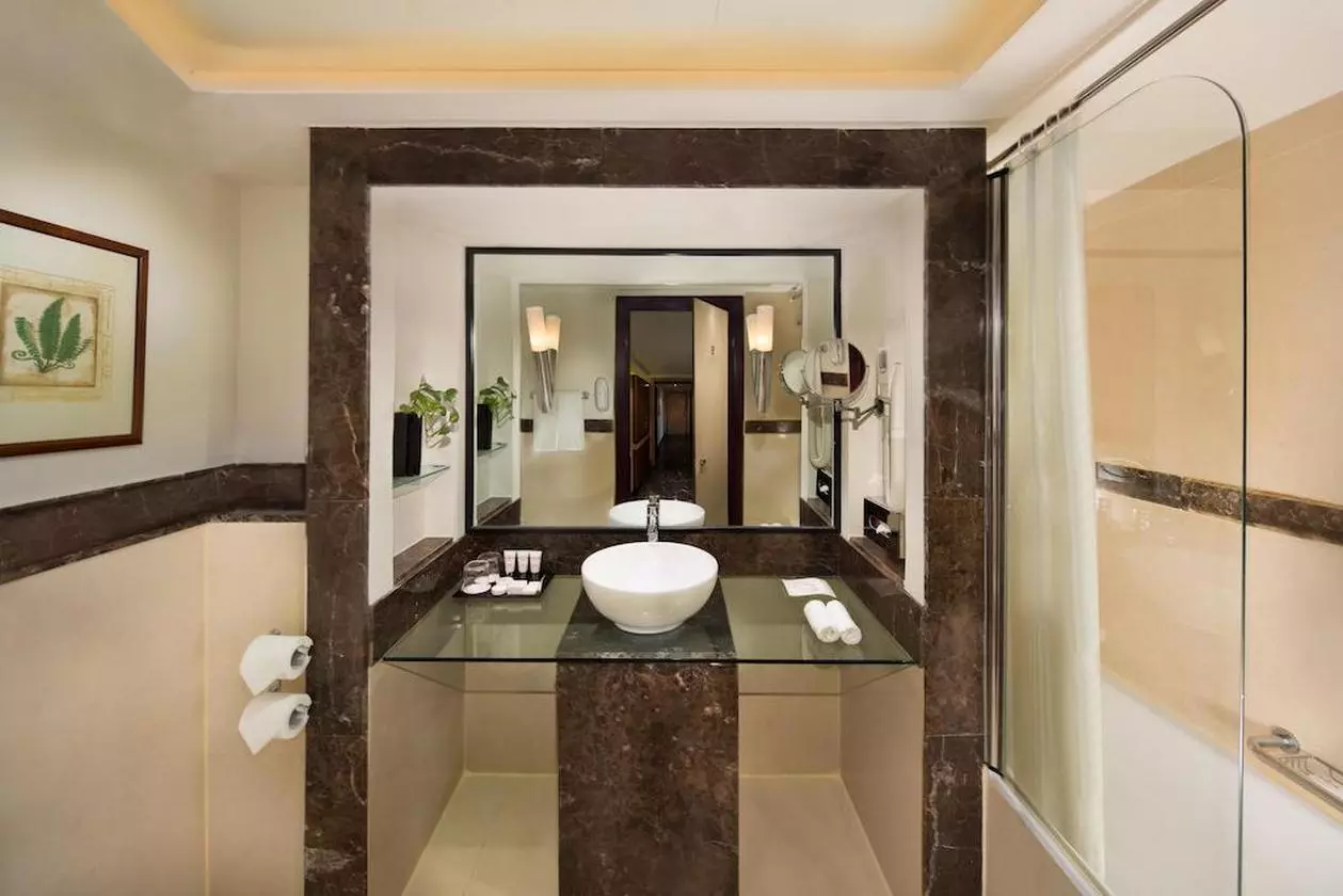 MARCOPOLO_SHABAVIZ (14).jpg